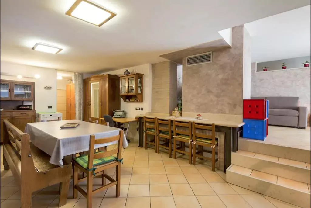 Open Space Verona Apartment